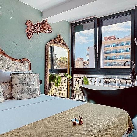 Apartamento Alhambra Deco Homtels Torremolinos Exterior foto
